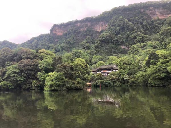 離婚糾紛中養(yǎng)老保險金的認定與分割如何？深圳律師咨詢網(wǎng)告訴您